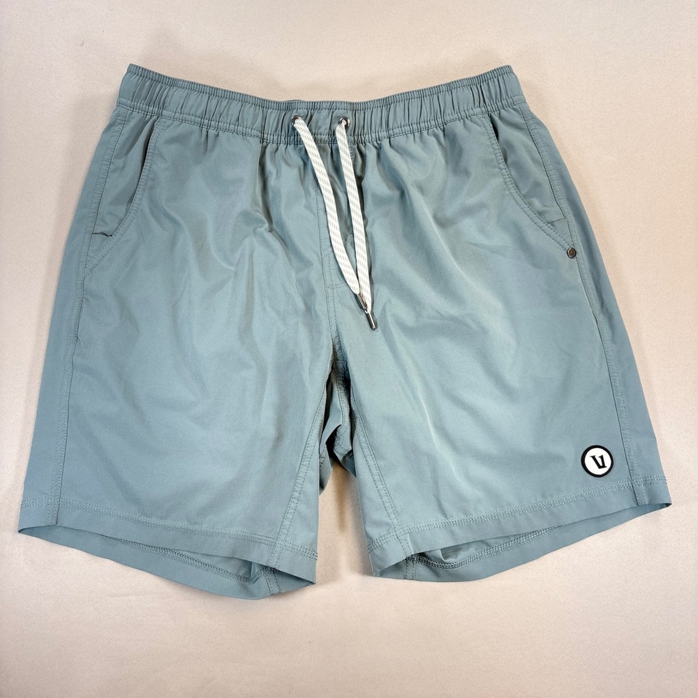Vuori Kore Shorts Men Large Sage Green 7.5 Inseam Lined Athletic Running Gym EUC